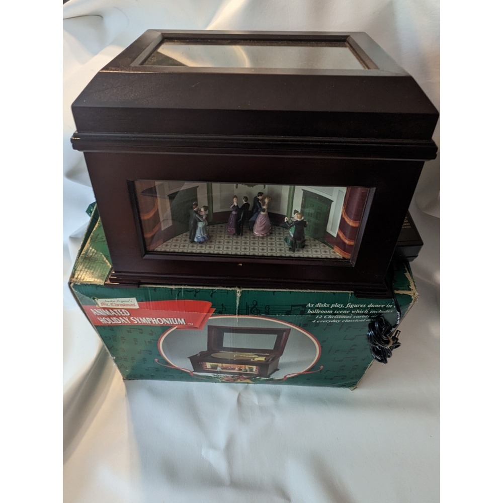Mr Christmas Animated Holiday Symphonium Turning Ballroom Music in Box WORKING